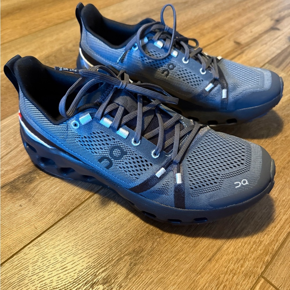 On Running Cloudsurfer Trail Sneakers
